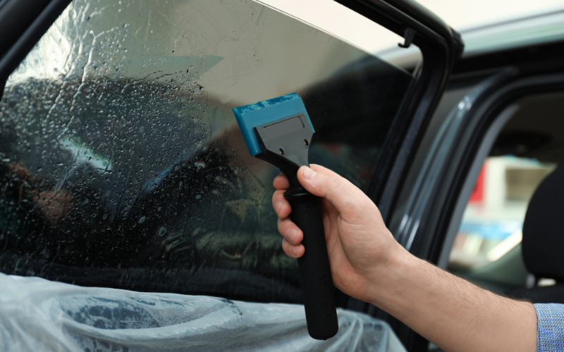 Cheap Windshield Repair Service in Lakeview